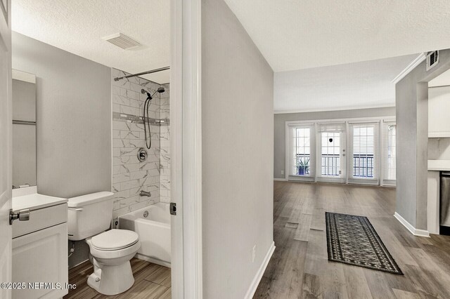 6646 La Mirada Dr E Unit 6, Jacksonville, FL 32217 - photo 3