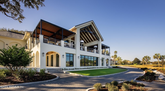 exterior space featuring a balcony