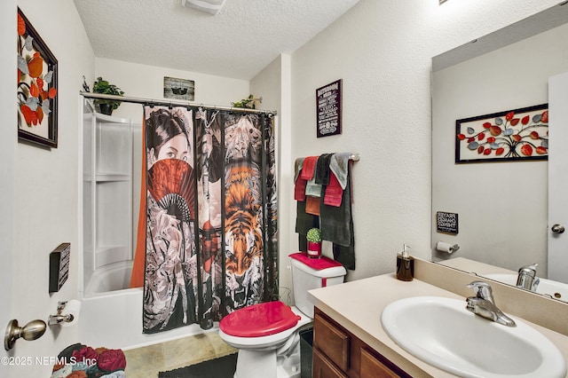 full bathroom with toilet, vanity, a textured ceiling, and shower / tub combo with curtain