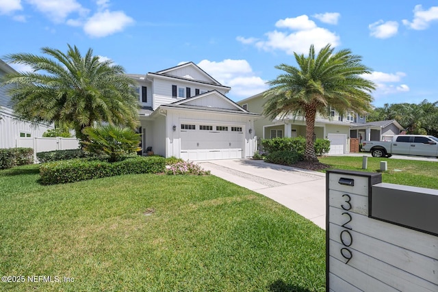 view of front of house featuring a front lawn