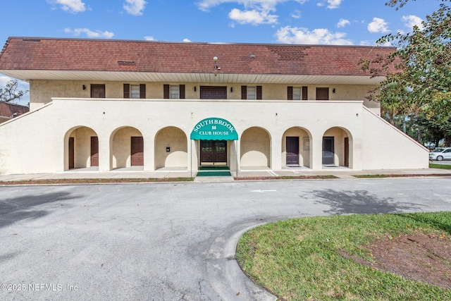 view of building exterior