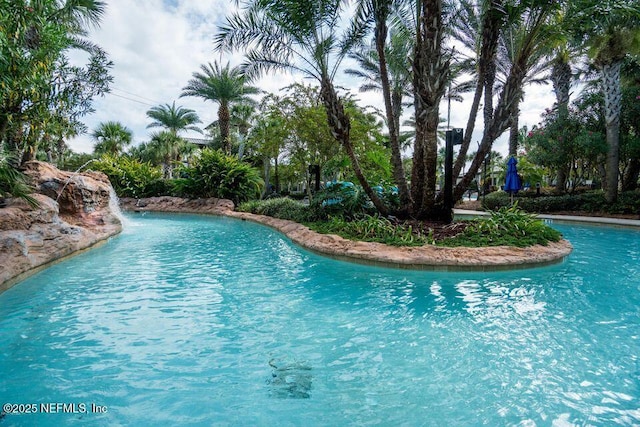 view of swimming pool