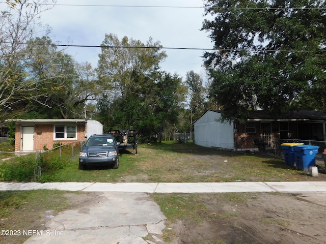 Listing photo 3 for 4525 Friden Dr, Jacksonville FL 32209