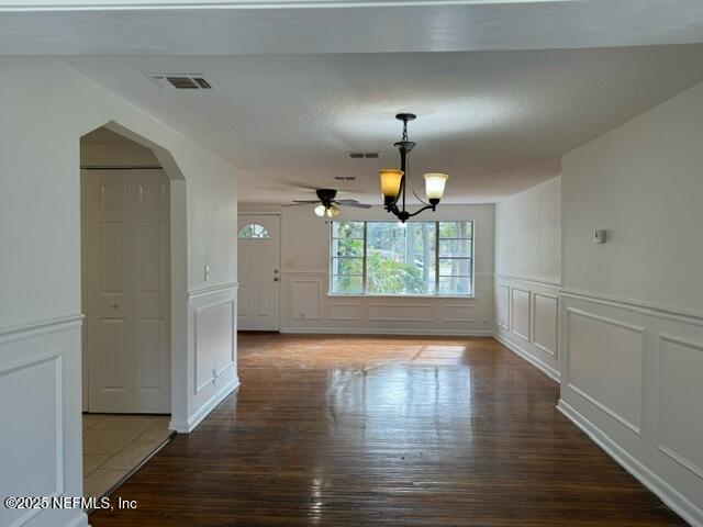 7910 Lake Park Dr, Jacksonville, FL 32208 - photo 14