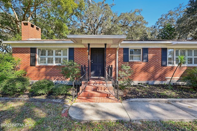 view of front of property