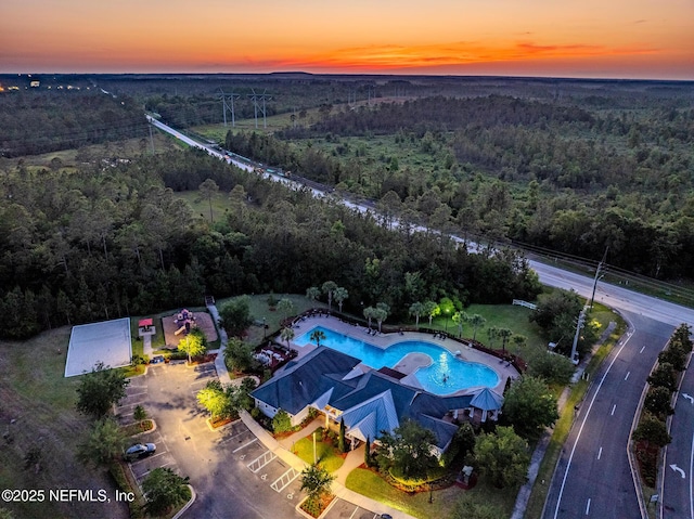 view of aerial view at dusk