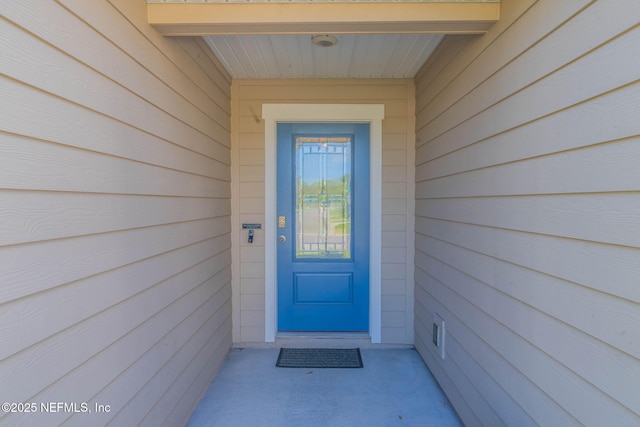 view of property entrance