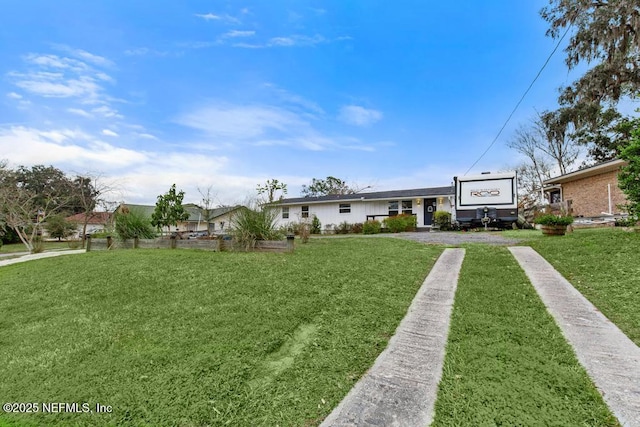 view of front of property with a front yard