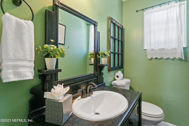 14 Ballard Ave, Saint Augustine, FL 32084 - bathroom with toilet and vanity