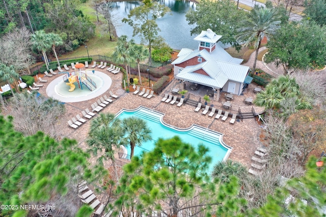 bird's eye view featuring a water view