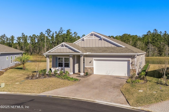 craftsman-style home featuring a garage