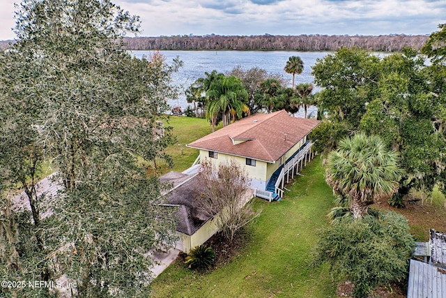 bird's eye view featuring a water view