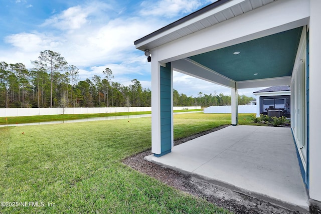 view of yard with a patio area