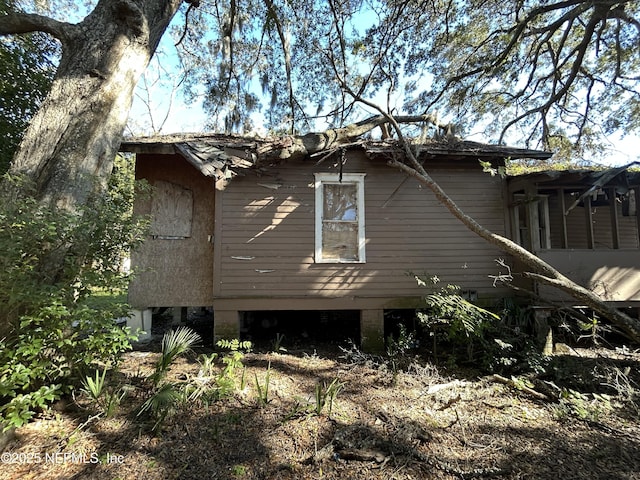 view of side of property