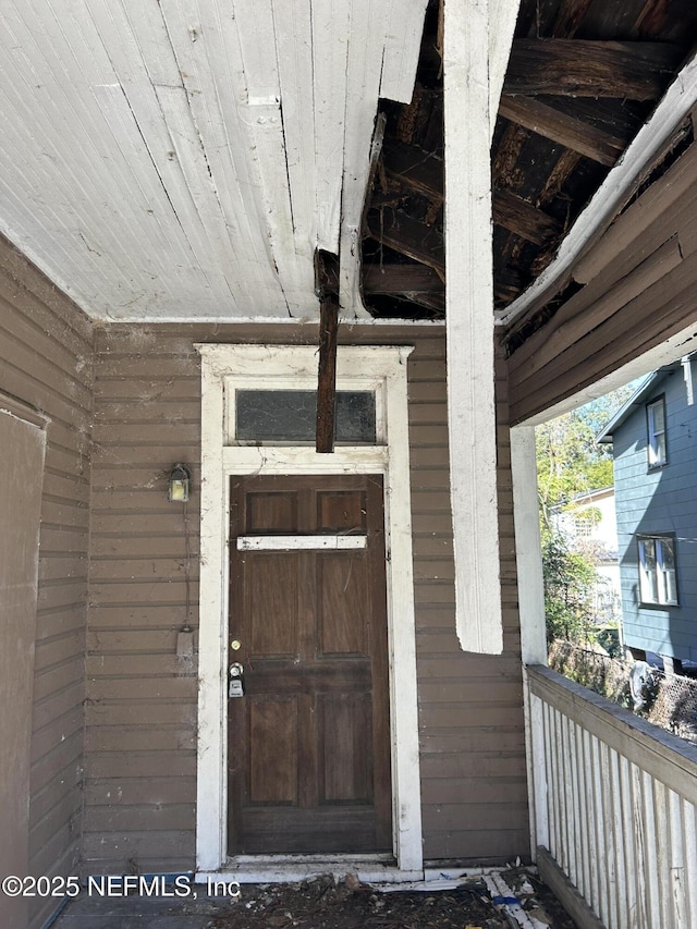 view of property entrance