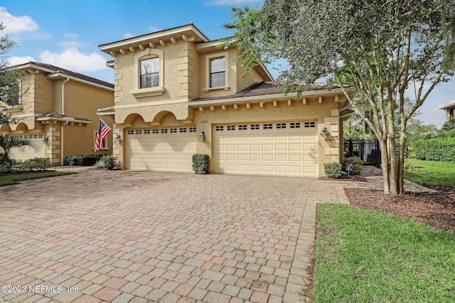 view of front of home featuring a garage