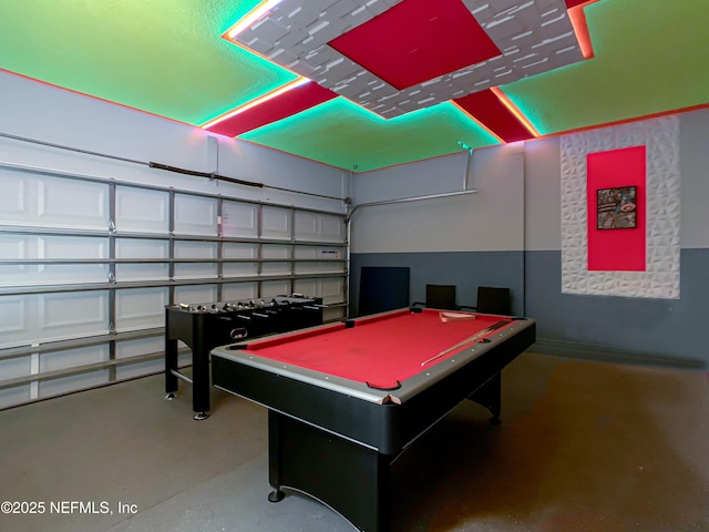 game room featuring billiards