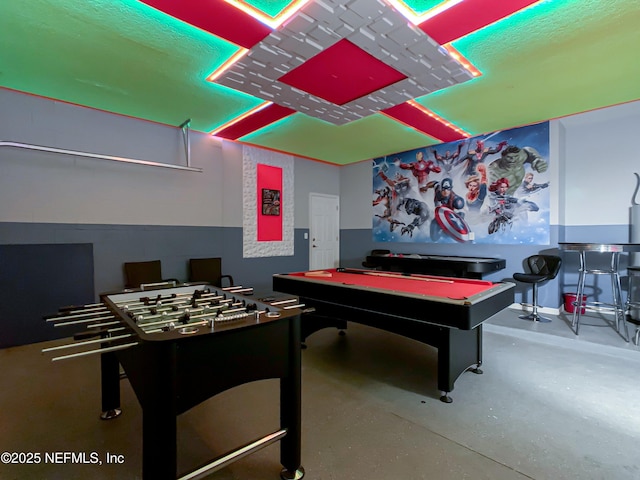 rec room with billiards