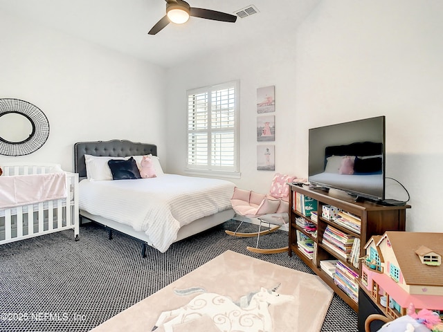 bedroom with ceiling fan