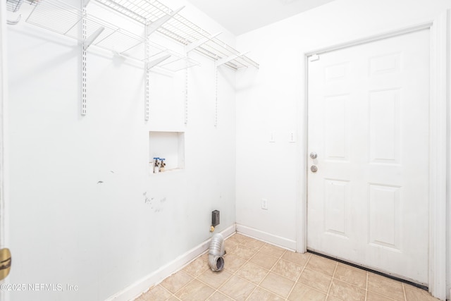 laundry room with washer hookup