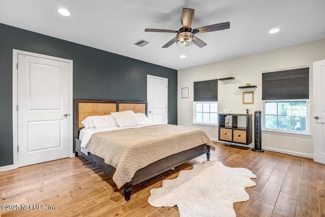 bedroom with ceiling fan