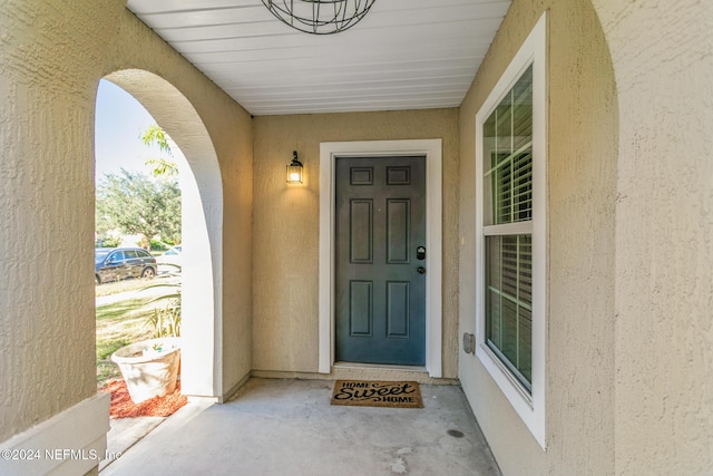 view of property entrance