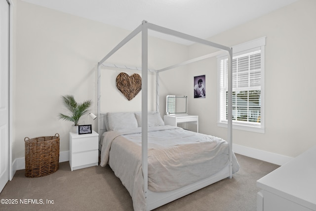 bedroom featuring carpet floors