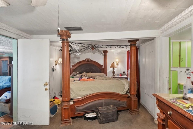 bedroom featuring carpet flooring