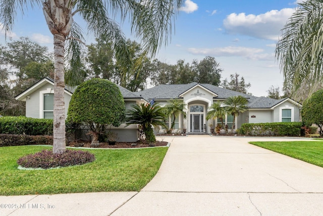 view of front of house with a front yard