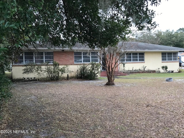 view of front facade