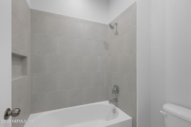 374 Sutton Dr, Ponte Vedra, FL 32081 - bathroom with toilet and bathtub / shower combination