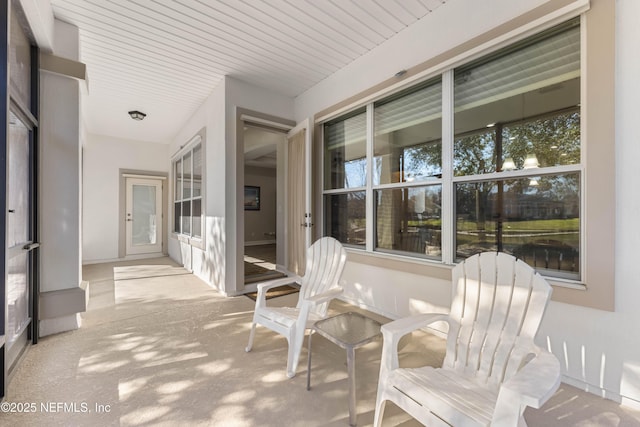 view of patio / terrace with covered porch