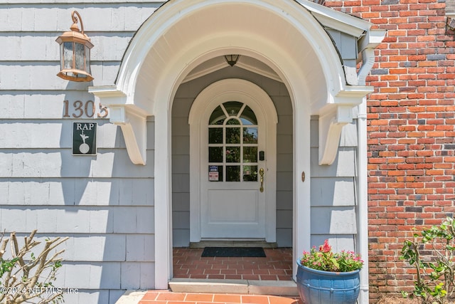 view of property entrance