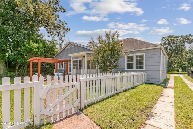 view of front of home featuring a pergola