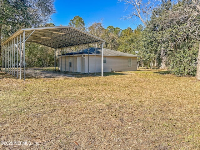 view of yard featuring a carport