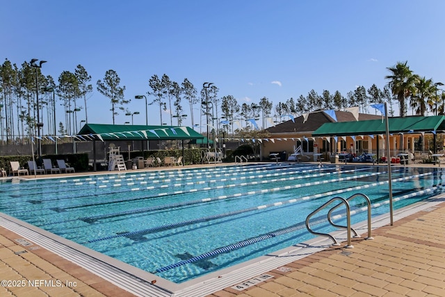 view of swimming pool