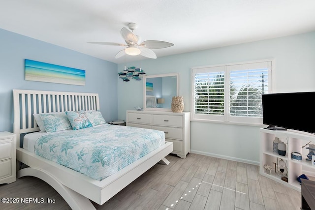 bedroom featuring ceiling fan