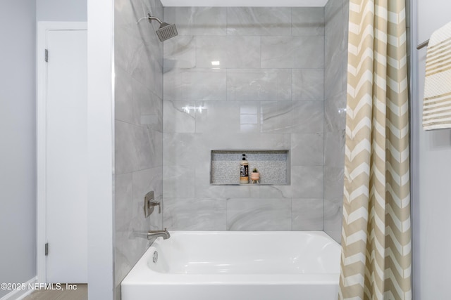 full bath featuring shower / tub combo