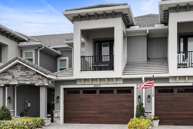 view of front of home with a garage