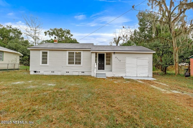 view of front of house featuring a front yard