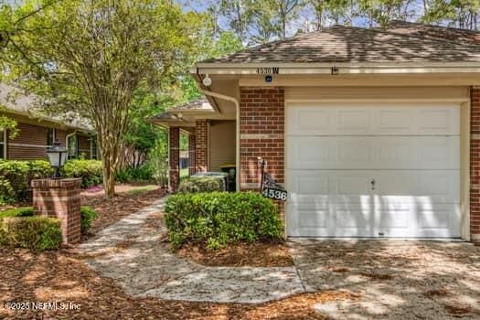 4536 Middleton Park Cir W, Jacksonville, FL 32224 - photo 3