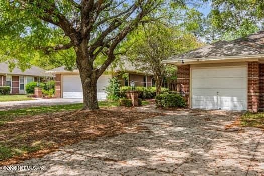 4536 Middleton Park Cir W, Jacksonville, FL 32224 - photo 5