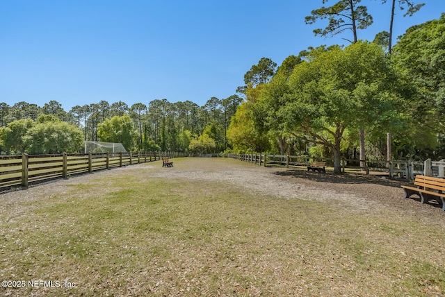 view of yard featuring a rural view