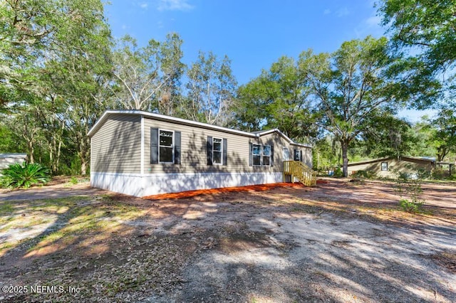 view of front of property