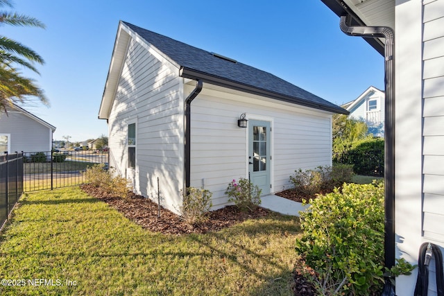 exterior space featuring a lawn