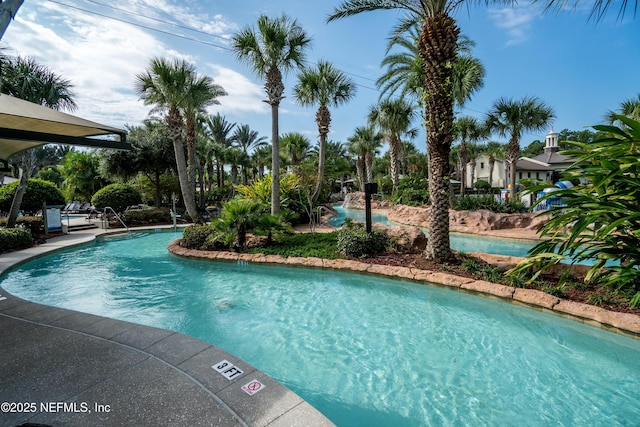 view of swimming pool