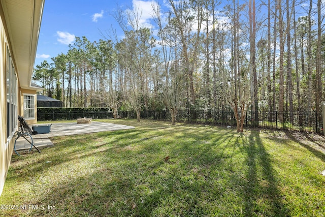 view of yard with a patio