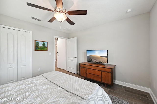 bedroom with a closet and ceiling fan