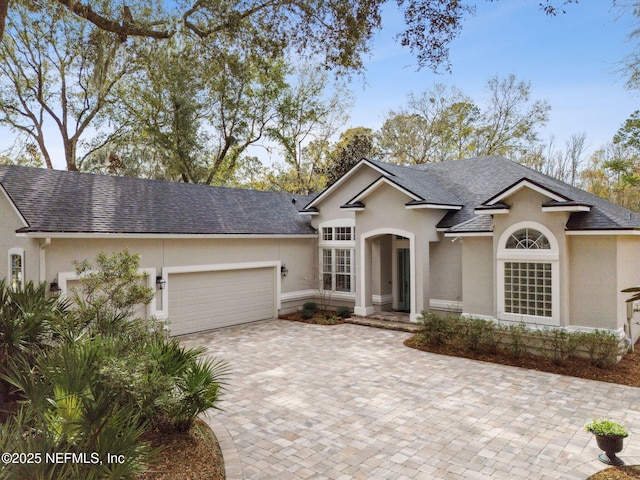 view of front facade with a garage