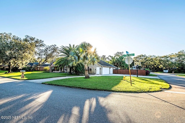 view of front of property with a front lawn